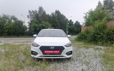 Hyundai Solaris II рестайлинг, 2019 год, 1 385 000 рублей, 1 фотография