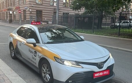 Toyota Camry, 2020 год, 1 480 000 рублей, 1 фотография