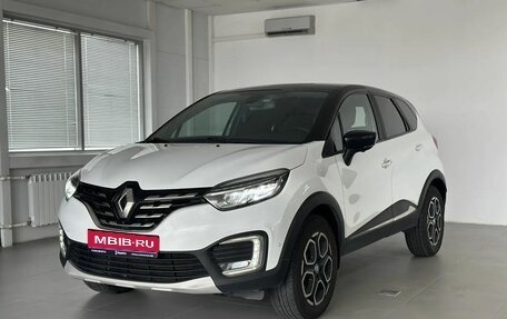 Renault Kaptur I рестайлинг, 2021 год, 1 700 000 рублей, 1 фотография