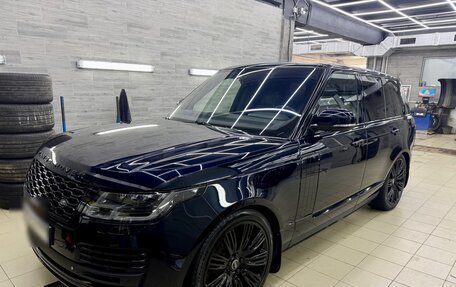 Land Rover Range Rover IV рестайлинг, 2014 год, 4 390 000 рублей, 3 фотография
