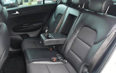 KIA Sportage IV рестайлинг, 2022 год, 1 940 000 рублей, 8 фотография