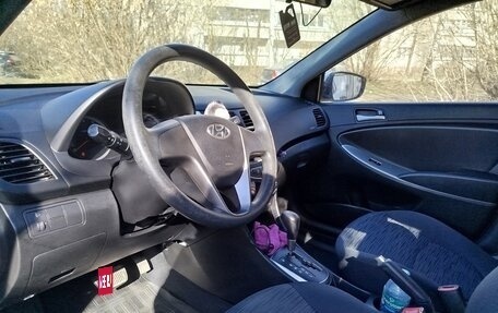 Hyundai Solaris II рестайлинг, 2015 год, 890 000 рублей, 4 фотография