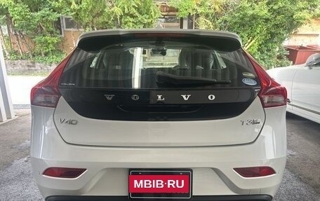 Volvo V40 II рестайлинг, 2019 год, 1 100 000 рублей, 6 фотография