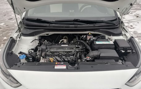 Hyundai Solaris II рестайлинг, 2019 год, 1 385 000 рублей, 5 фотография