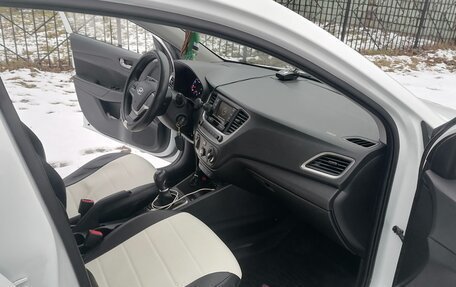 Hyundai Solaris II рестайлинг, 2019 год, 1 385 000 рублей, 8 фотография