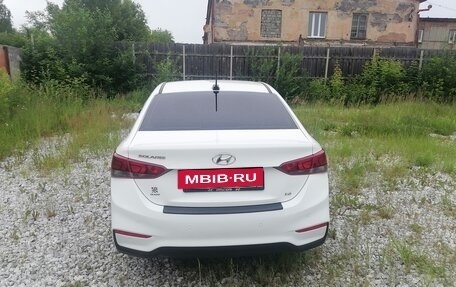 Hyundai Solaris II рестайлинг, 2019 год, 1 385 000 рублей, 2 фотография