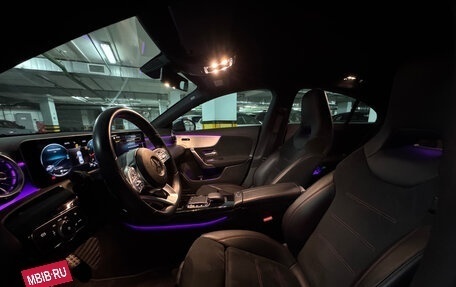 Mercedes-Benz CLA, 2019 год, 3 250 000 рублей, 4 фотография