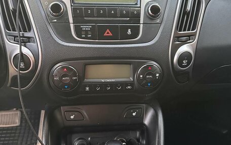 Hyundai ix35 I рестайлинг, 2011 год, 1 050 000 рублей, 9 фотография
