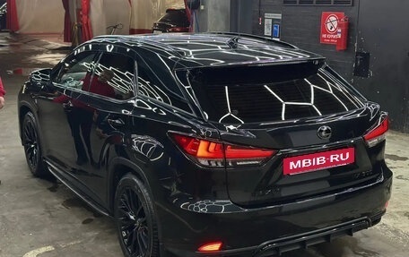Lexus RX IV рестайлинг, 2020 год, 5 650 000 рублей, 6 фотография