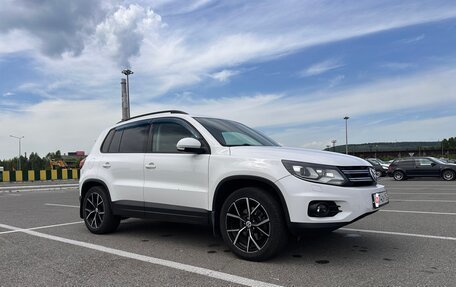 Volkswagen Tiguan I, 2011 год, 1 400 000 рублей, 2 фотография
