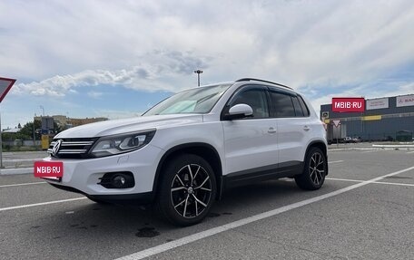 Volkswagen Tiguan I, 2011 год, 1 400 000 рублей, 3 фотография