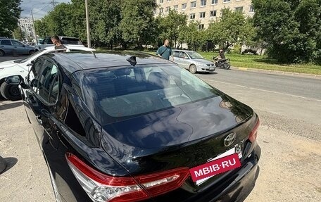 Toyota Camry, 2019 год, 3 100 000 рублей, 7 фотография