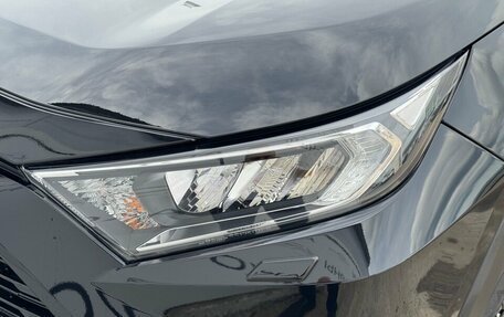 Toyota RAV4, 2021 год, 3 280 000 рублей, 9 фотография
