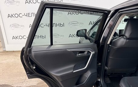 Toyota RAV4, 2021 год, 3 280 000 рублей, 24 фотография