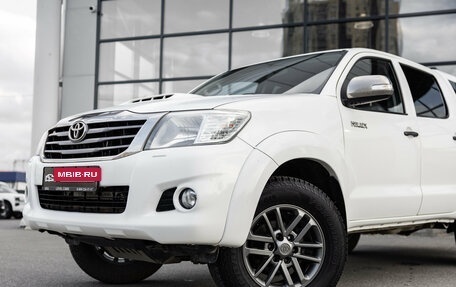 Toyota Hilux VII, 2012 год, 1 950 000 рублей, 2 фотография