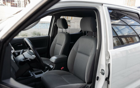 Toyota Hilux VII, 2012 год, 1 950 000 рублей, 16 фотография