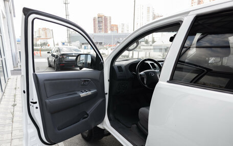 Toyota Hilux VII, 2012 год, 1 950 000 рублей, 17 фотография