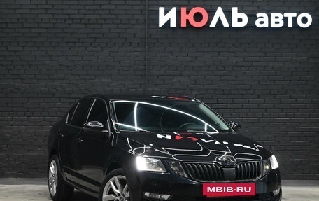 Skoda Octavia, 2018 год, 1 825 000 рублей, 3 фотография