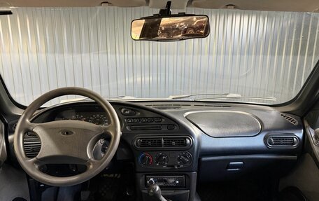 Chevrolet Niva I рестайлинг, 2005 год, 279 900 рублей, 8 фотография