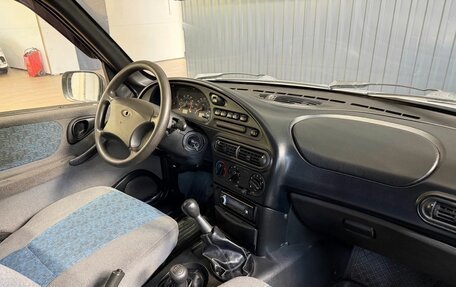 Chevrolet Niva I рестайлинг, 2005 год, 279 900 рублей, 6 фотография