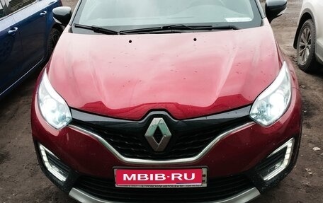Renault Kaptur I рестайлинг, 2018 год, 1 000 000 рублей, 1 фотография