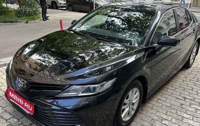 Toyota Camry, 2019 год, 2 400 000 рублей, 1 фотография