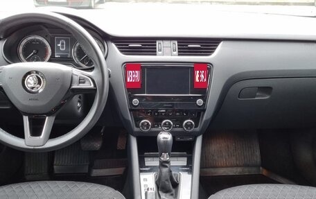 Skoda Octavia, 2017 год, 1 800 000 рублей, 3 фотография