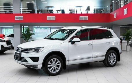 Volkswagen Touareg III, 2016 год, 2 490 000 рублей, 1 фотография