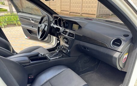 Mercedes-Benz C-Класс, 2011 год, 1 270 000 рублей, 11 фотография