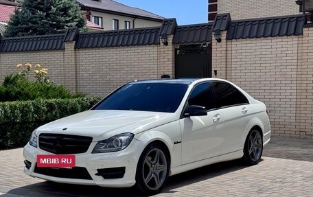 Mercedes-Benz C-Класс, 2011 год, 1 270 000 рублей, 2 фотография