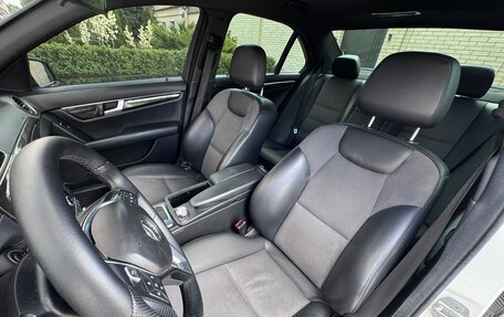 Mercedes-Benz C-Класс, 2011 год, 1 270 000 рублей, 17 фотография