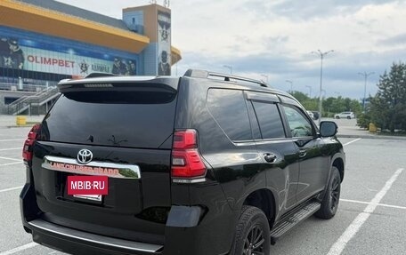 Toyota Land Cruiser Prado 150 рестайлинг 2, 2019 год, 4 370 000 рублей, 6 фотография
