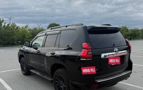 Toyota Land Cruiser Prado 150 рестайлинг 2, 2019 год, 4 370 000 рублей, 4 фотография