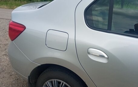 Renault Logan II, 2018 год, 800 000 рублей, 17 фотография