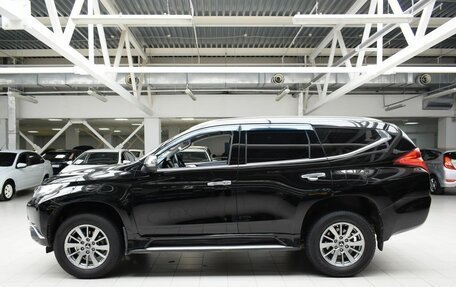 Mitsubishi Pajero Sport III рестайлинг, 2017 год, 2 400 000 рублей, 4 фотография
