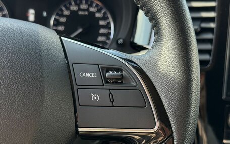 Mitsubishi Outlander III рестайлинг 3, 2021 год, 2 700 000 рублей, 18 фотография