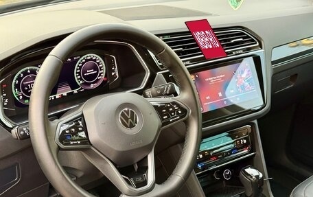 Volkswagen Tiguan II, 2021 год, 3 900 000 рублей, 12 фотография
