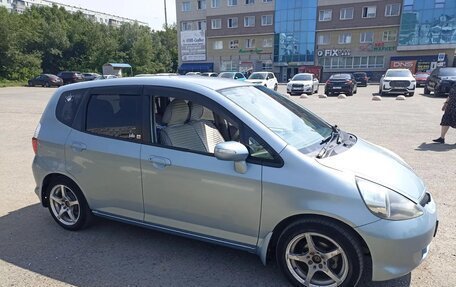 Honda Fit III, 2007 год, 560 000 рублей, 4 фотография