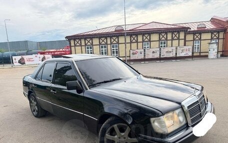 Mercedes-Benz E-Класс, 1992 год, 285 000 рублей, 2 фотография