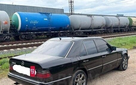 Mercedes-Benz E-Класс, 1992 год, 285 000 рублей, 5 фотография