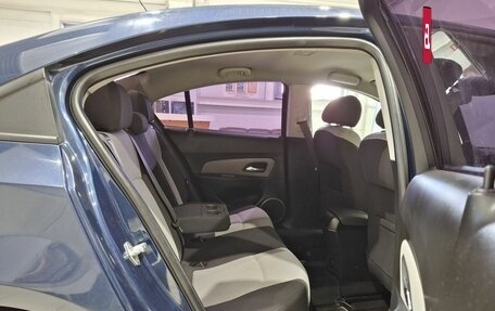 Chevrolet Cruze II, 2011 год, 570 000 рублей, 17 фотография