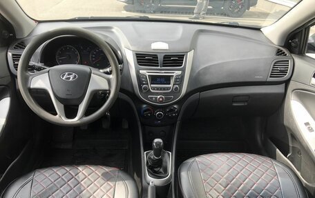 Hyundai Solaris II рестайлинг, 2013 год, 710 000 рублей, 10 фотография