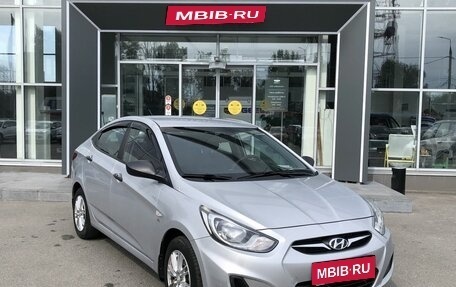 Hyundai Solaris II рестайлинг, 2013 год, 710 000 рублей, 3 фотография