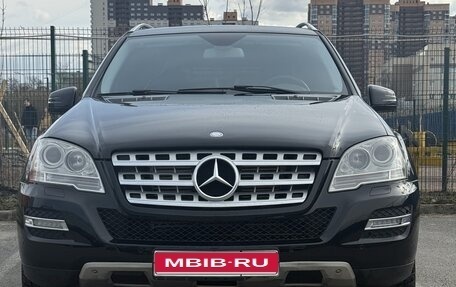Mercedes-Benz M-Класс, 2010 год, 1 555 000 рублей, 1 фотография