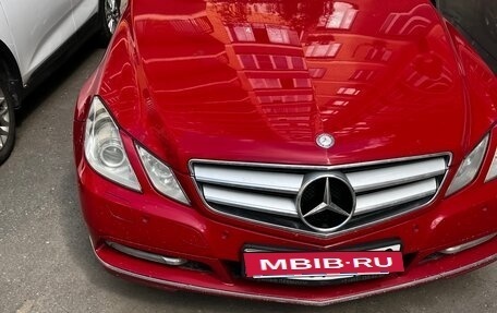 Mercedes-Benz E-Класс, 2012 год, 1 300 000 рублей, 1 фотография