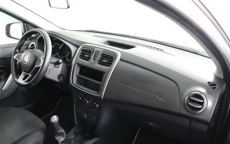 Renault Logan II, 2020 год, 635 000 рублей, 7 фотография