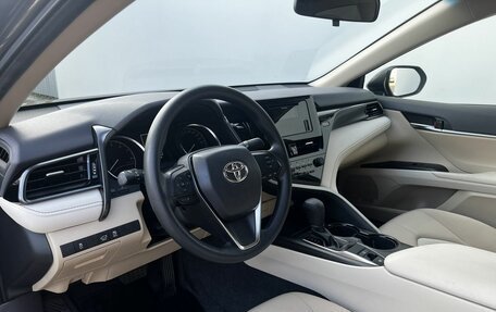 Toyota Camry, 2023 год, 3 380 000 рублей, 21 фотография
