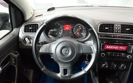 Volkswagen Polo VI (EU Market), 2011 год, 600 000 рублей, 12 фотография