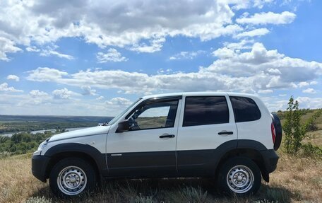 Chevrolet Niva I рестайлинг, 2014 год, 545 000 рублей, 4 фотография