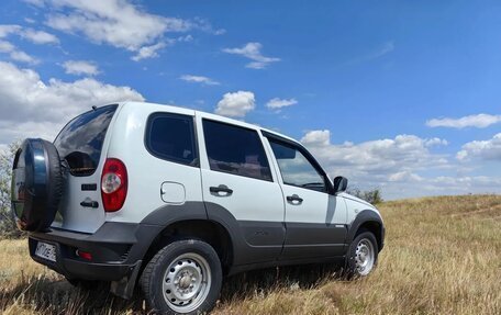Chevrolet Niva I рестайлинг, 2014 год, 545 000 рублей, 5 фотография